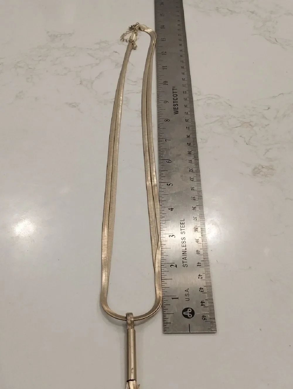 Gold-Tone Women's Double Herringbone Necklace with Vertical Bar Pendant..EUC